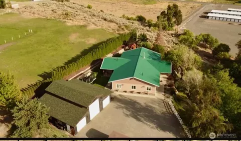 10 Copple Rd, Omak, WA 98841