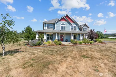 Exterior - 14811 172nd St E, Orting, WA 98360 photo 4 of 7