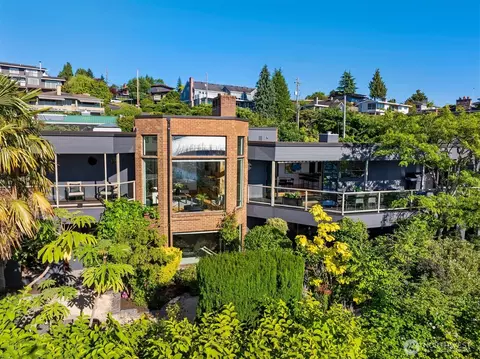 6801 36th Ave NW, Seattle, WA 98117