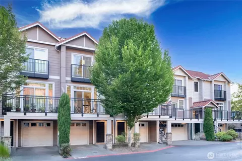 12701 SE 41st Pl #320, Bellevue, WA 98006