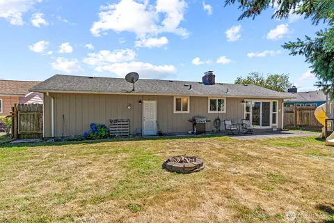 Exterior - 3226 Maple St, Longview, WA 98632 photo 10 of 10