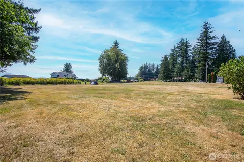 3599 Breckenridge Rd, Everson, WA 98247