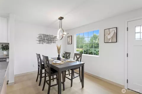 Dining - 4914 S 2nd Ave, Everett, WA 98203 photo 1 of 2