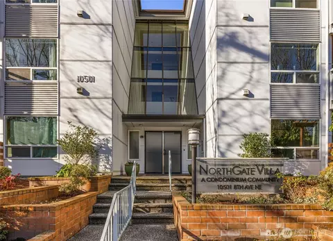 10501 8th Ave NE #322, Seattle, WA 98125