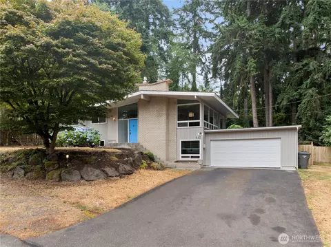 817 S 297th Pl, Federal Way, WA 98003