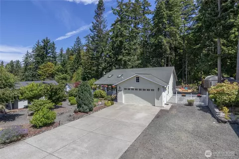 3017 S Regent St, Port Angeles, WA 98362