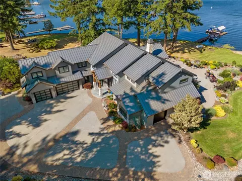 16002 Lawrence Pl SE, Yelm, WA 98597