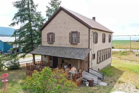 7 Lost Lake Rd, Tonasket, WA 98855