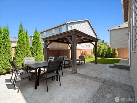 Exterior - 3923 186th Pl SE, Bothell, WA 98012 photo 6 of 6