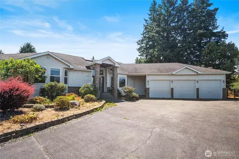 1021 SW 120th St, Seattle, WA 98146