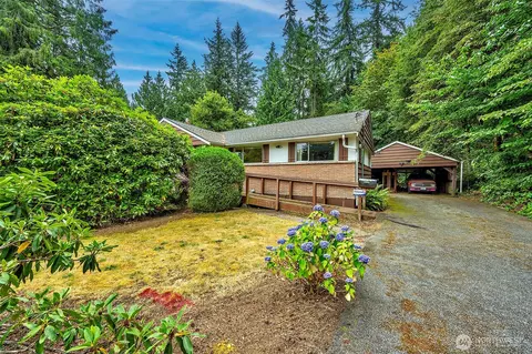 13819 NE 80th St, Redmond, WA 98052