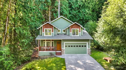 130 Harbor View Dr, Bellingham, WA 98229