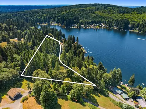2303 S Lake Roesiger Rd, Snohomish, WA 98290
