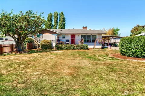16027 W Division St, Mount Vernon, WA 98273