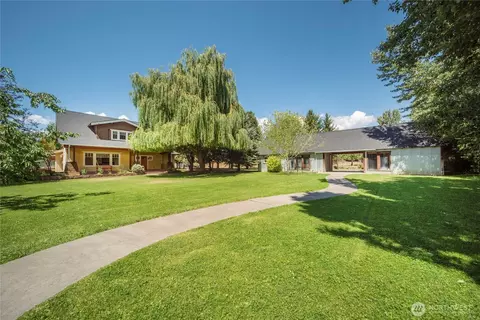 563 Rader Rd, Ellensburg, WA 98926