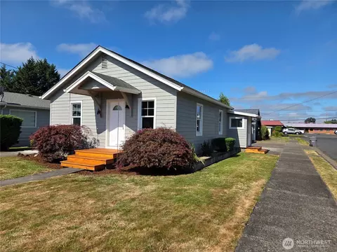 201 S 9th Ave, Kelso, WA 98626