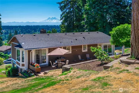 124 66th Ave E, Fife, WA 98424