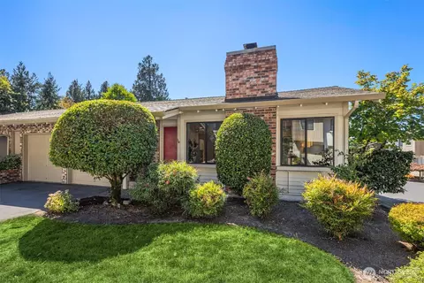 11419 105 Pl NE #H28, Kirkland, WA 98033