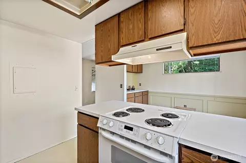 9922 NE 144th Ln #502, Kirkland, WA 98034 photo 9