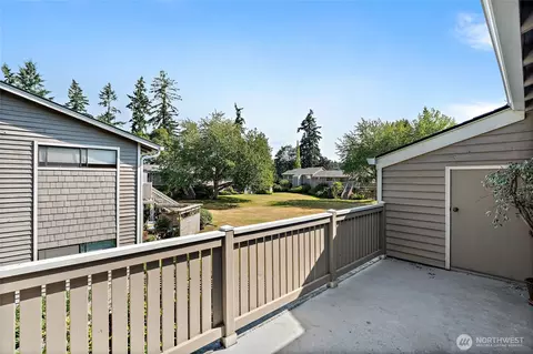 9922 NE 144th Ln #502, Kirkland, WA 98034 photo 27