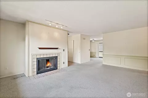 9922 NE 144th Ln #502, Kirkland, WA 98034 photo 15