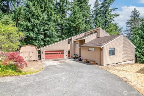 7406 182nd Ave E, Bonney Lake, WA 98391