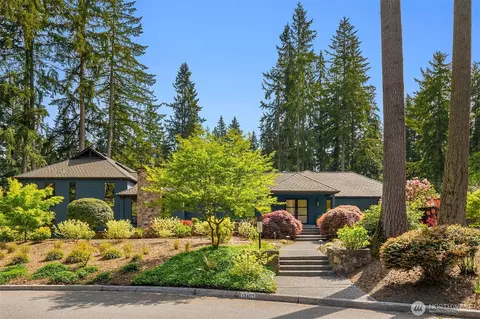 13403 NE 33rd Ln, Bellevue, WA 98005