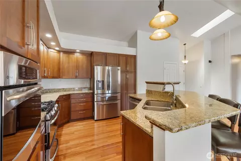Kitchen - 415 Eldredge Ave NW, Orting, WA 98360 photo 1 of 4