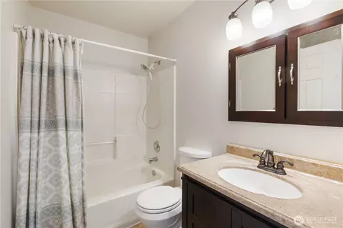 Bath - 415 Eldredge Ave NW, Orting, WA 98360 photo 1 of 3