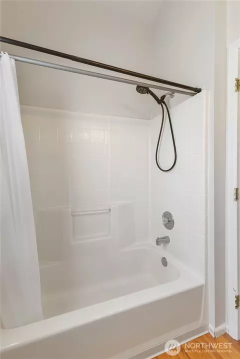 Bath - 415 Eldredge Ave NW, Orting, WA 98360 photo 3 of 3