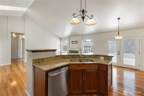 Kitchen - 415 Eldredge Ave NW, Orting, WA 98360 photo 2 of 4