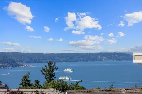 1817 19th Dr, Mukilteo, WA 98275
