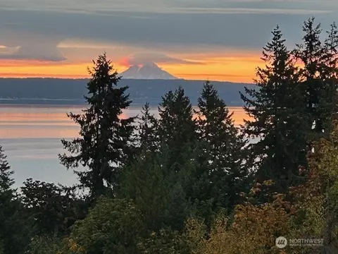 304698 Highway 101, Brinnon, WA 98320