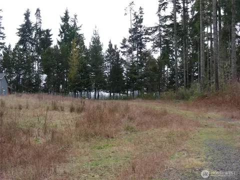680 NE Haven Lake Dr, Tahuya, WA 98588