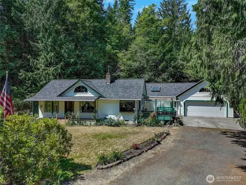 680 N Lake Cushman Rd, Hoodsport, WA 98548