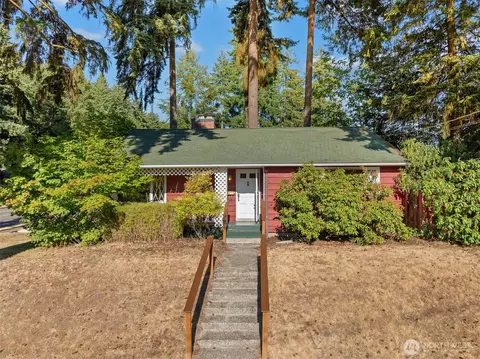 416 Columbia Ave, Fircrest, WA 98466