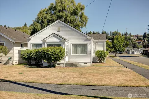 249 Karr Ave, Hoquiam, WA 98550