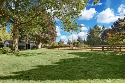 6140 130th Ave NE, Kirkland, WA 98033