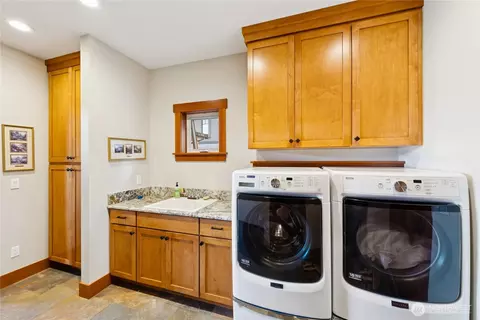 321 E Park Dr, Anacortes, WA 98221 photo 24