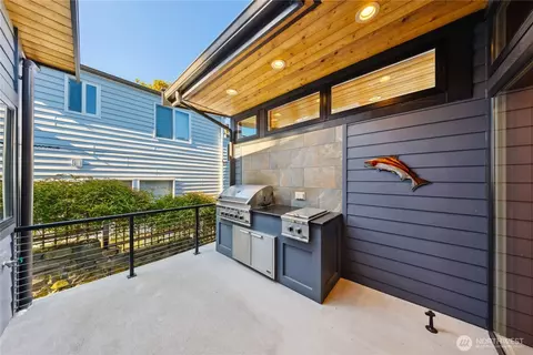 321 E Park Dr, Anacortes, WA 98221 photo 25