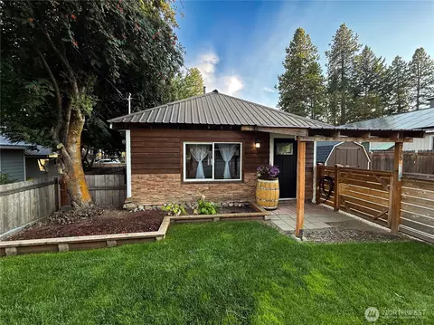 705 W 2nd St, Cle Elum, WA 98922