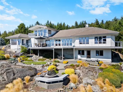 4108 San Juan Blvd, Anacortes, WA 98221