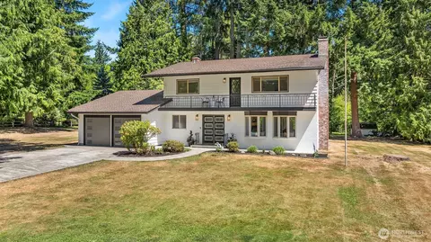 15710 158th Ave NE, Woodinville, WA 98072