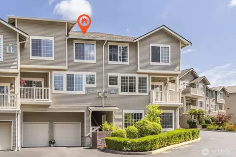 18636 NE 55th Way, Redmond, WA 98052