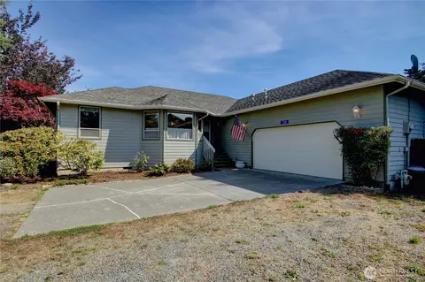 208 Gardner Rd, Burlington, WA 98233