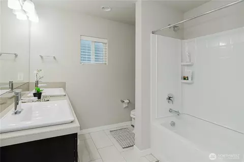 Bath - 22716 41st Dr SE #41, Bothell, WA 98021 photo 4 of 5
