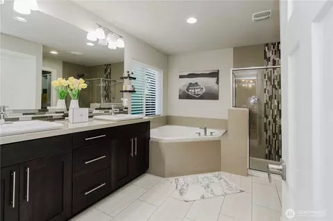 Bath - 22716 41st Dr SE #41, Bothell, WA 98021 photo 1 of 5