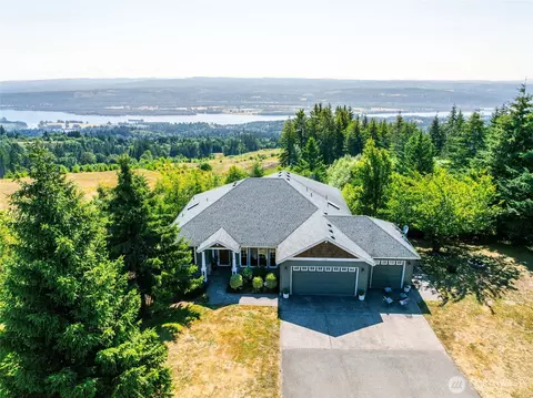 172 Blackjack Dr, Kalama, WA 98625