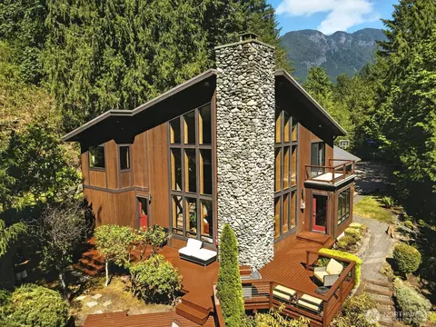 14710 Ley Rd, Gold Bar, WA 98251