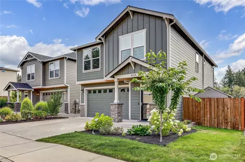 6516 Stingray Pl NW, Bremerton, WA 98311